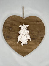 Carica l'immagine nel visualizzatore di Gallery, Cuore in abete Bio 23 cm - gufi